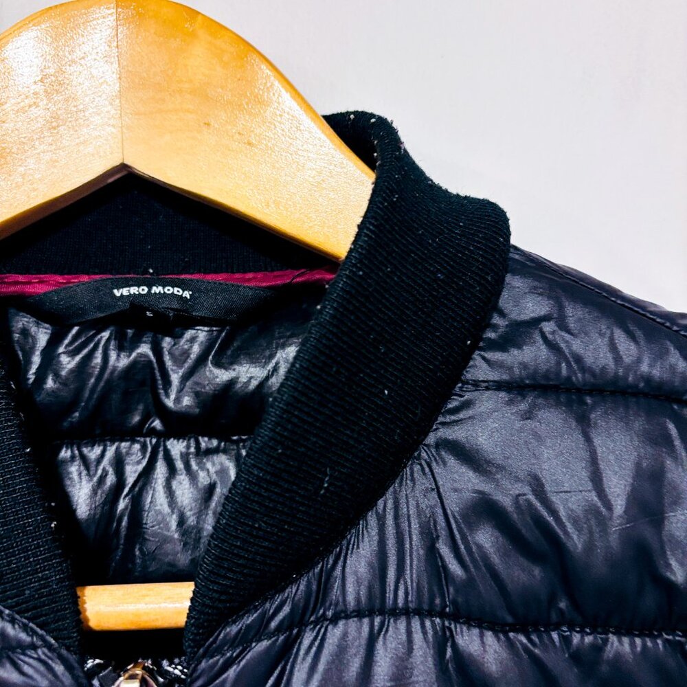 VERO MODA Black Quilted Mid-Season Puffer Coat Sleek | Small * - Picture 7 of 11